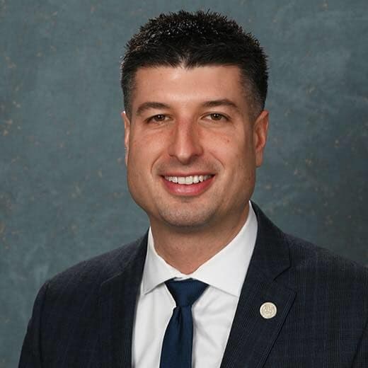 Tom Barrett headshot